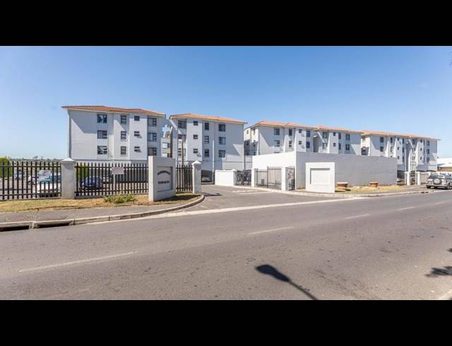 2 BEDROOM PROPERTY TO RENT IN BRACKENFELL CENTRAL